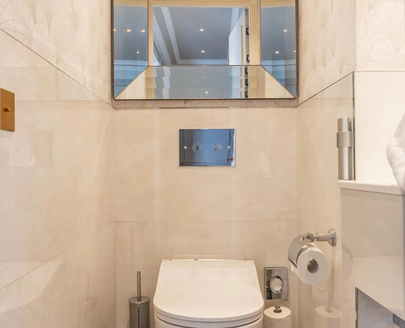 Manolita 5* Paris